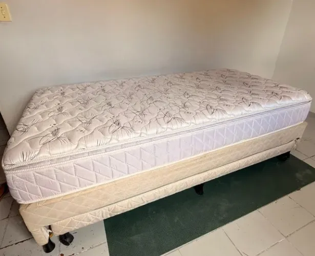 Cama Box Bicama Solteiro Premium D33 com Rodinhas - Conjunto Completo em Bom Estado