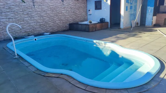 Molezinha piscina e hidromassagem 