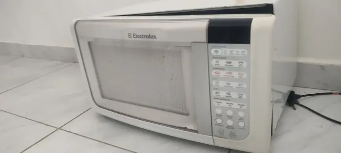 Microondas retirada de peças 