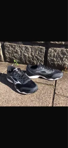 tênis Mizuno