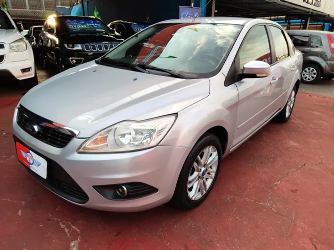 Ford Focus Sedan 2.0 16v/2.0 16V Flex 4P Aut. 2012