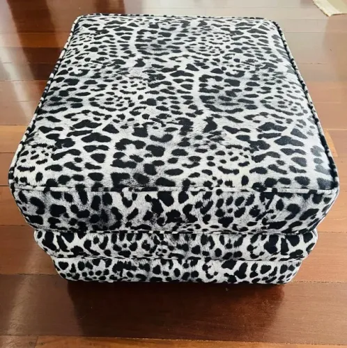 Puff decorativo para sala