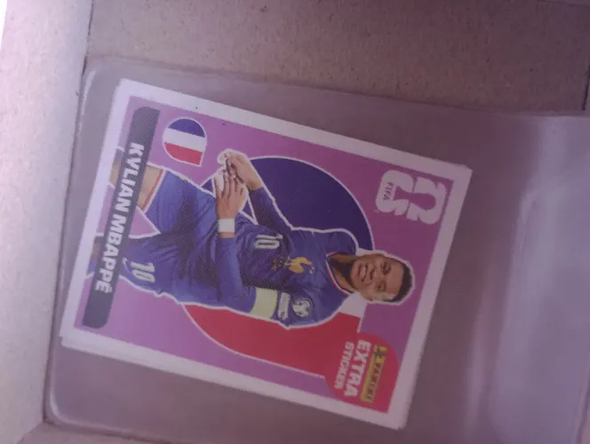 Figurinha mbappe base