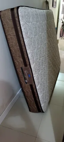 Colchão casal molas ensacadas