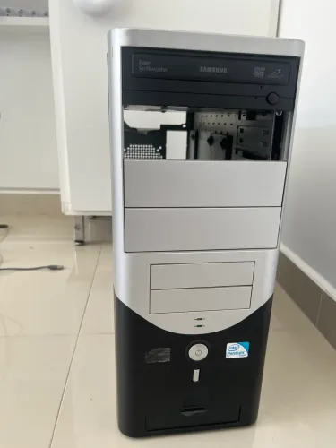 Gabinete com driver de disco