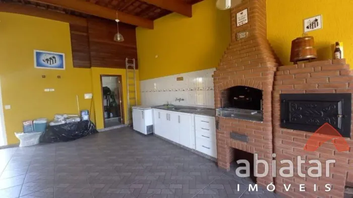 Casa para venda 3 dormts, Pirajuçara - sala ampla , 4 banheiros, garagem para 3 veiculos