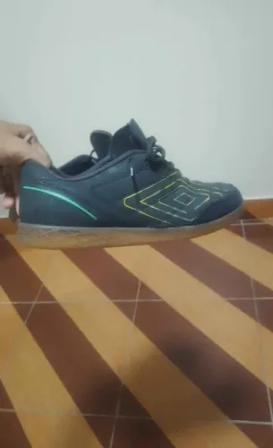 Vendo umbro pro Challenger N41