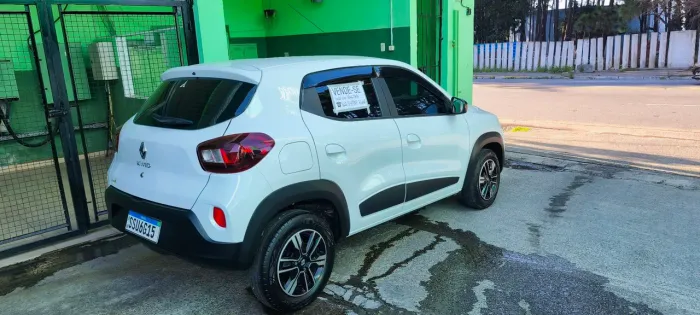 Renault Kwid Intense 1.0 Flex 12V 5P Mec. 2024
