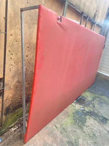 Toldo vermelho