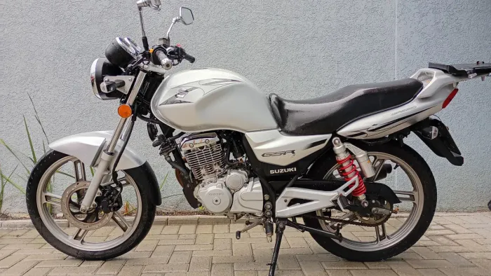Suzuki GSR150i - Oportunidade única