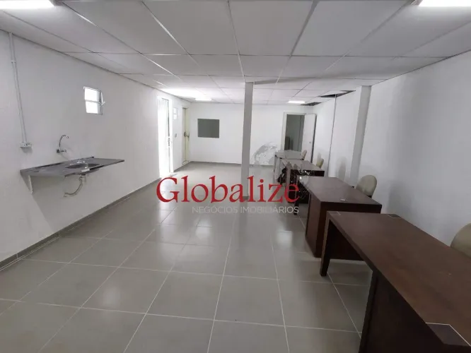LINDO SOBRADO PARA LOCAÇÃO NO BAIRRO DA ENCRUZILHADA EM SANTOS (SP) POR R$.10.500,00