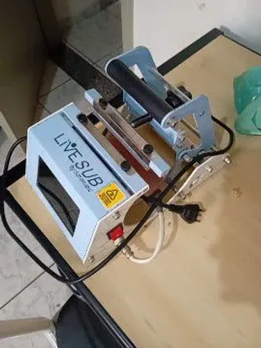 Vendo máquina de personalizar canecas 