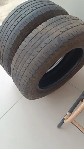 Vendo dois pneus meia vida 205/65/16 ideal pra suv