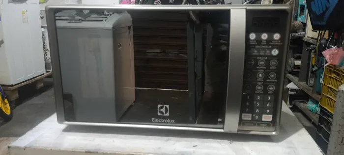 Microondas Electrolux 30L