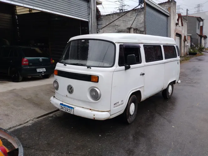 Volkswagen Kombi Standard/ Luxo/ Serie Prata 2004