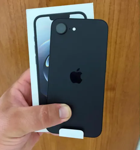 Iphone 16e 128gb. Na Garantia Apple/Possui Nota Fiscal