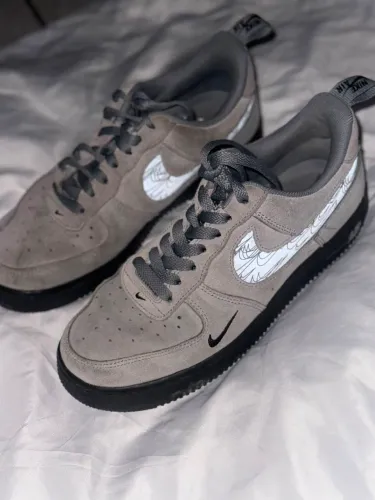 Nike Air Force 1 Camurça Cinza Premium Nº 40