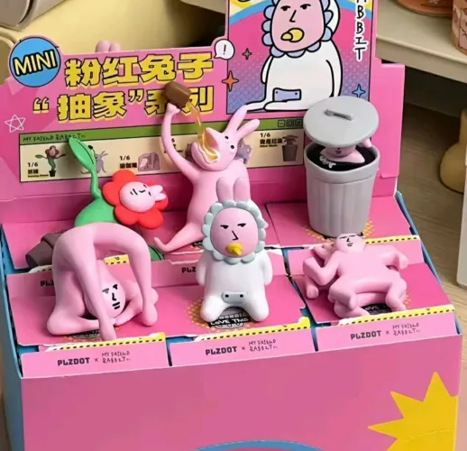 Mini figure pink rabbit