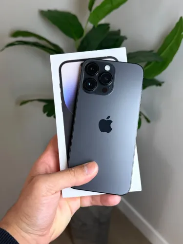 iPhone 14 Pro Max 256GB - Preto