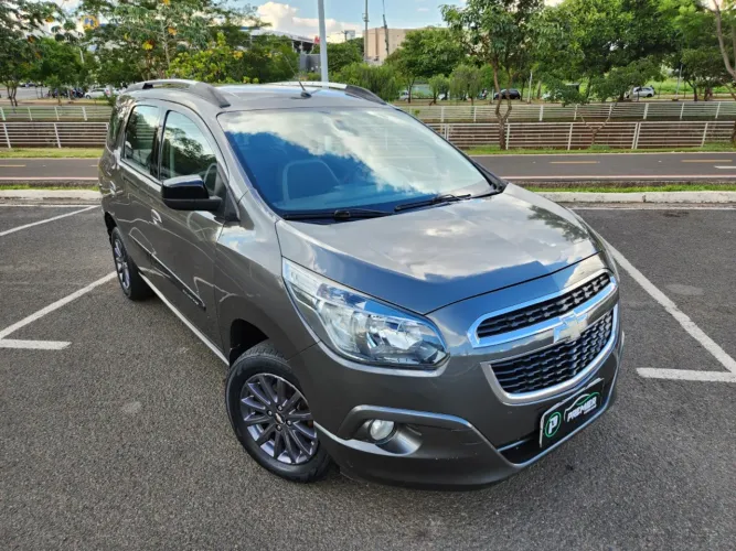Chevrolet Spin Advantage 1.8 8V Econo.flex 5P Aut. 2015
