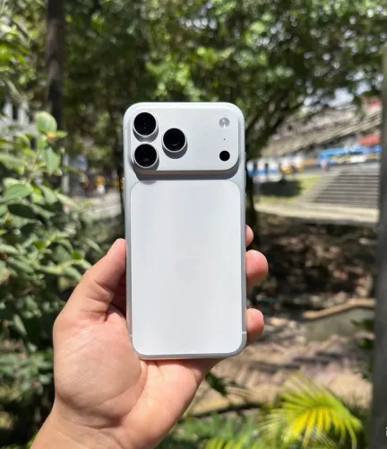 iPhone 17 pro Max