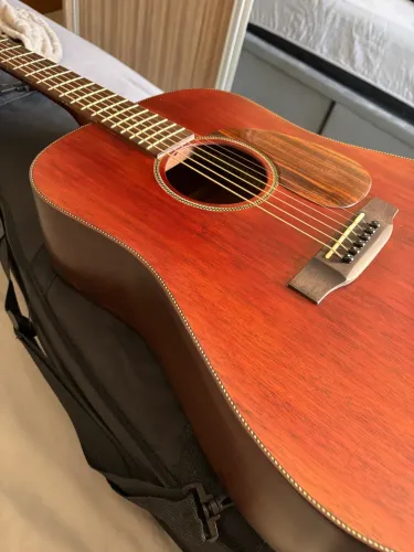 Violão Luthier Ferraz modelo Martin D15M