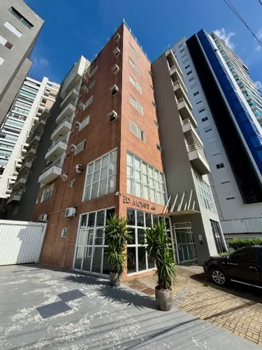 Apto 50 m2 com 1 Quarto - Próximo ao Hospital São José - Prédio de 7 andares com garagem
