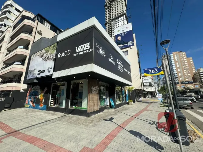 Sala Comercial 170m² para Locação em Meia Praia, Itapema