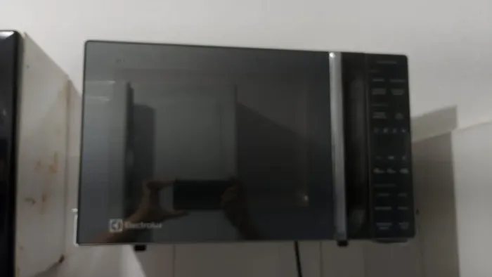 Microondas semi novo