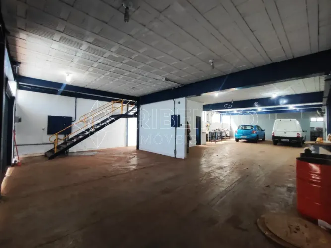 Salão com 549m² para locação no Campos Elíseos