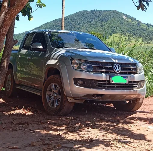 Volkswagen Amarok Trendline CD 2.0 TDI 4X4 Dies AUT 2013