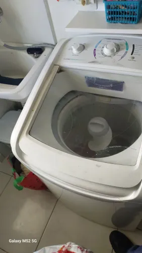 Vendo máquina de lavar eletrolux