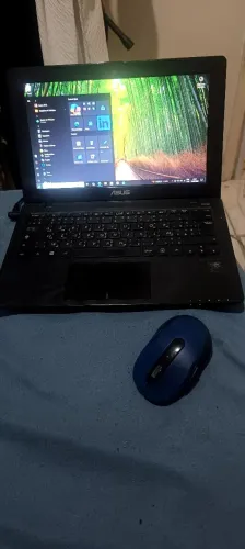 Notbook com teclado Árabe e Português