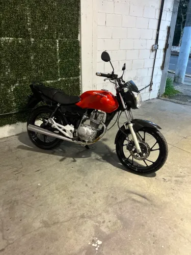 Titan 125