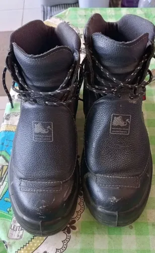 Bota de segurança
