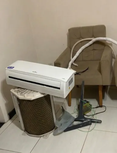 Ar condicionado (BRITÂNIA)