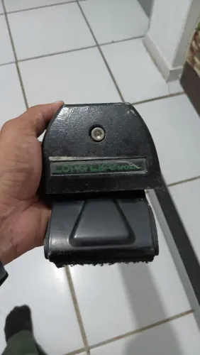 Bagageiro carro  em otimo estado vendo pos já não tô mas usando 9  * Joao 