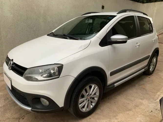 Volkswagen Crossfox I Motion 1.6 MI T. Flex 8V 5P 2014