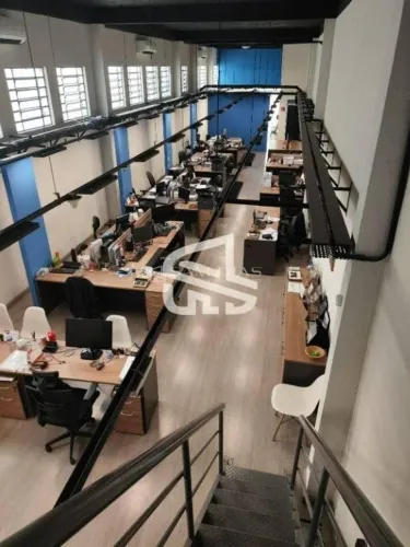 Prédio Comercial à Venda com 15 Salas, Pé Direito Alto e 9 Vagas Santana, Próximo à Cultu