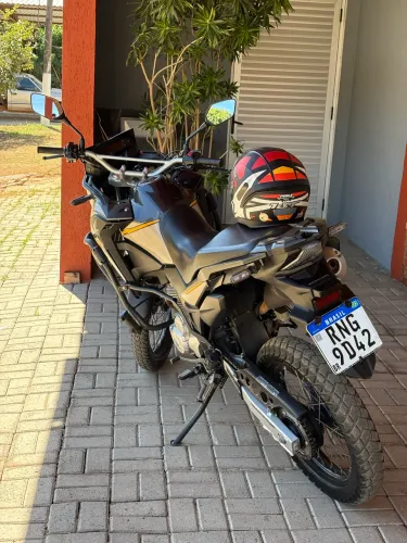 Xre 300 2022 