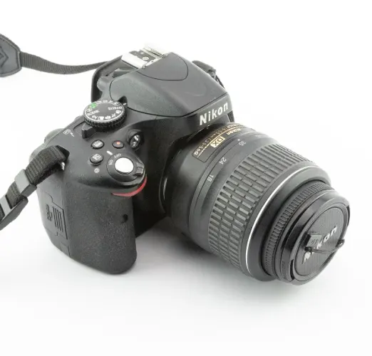 Câmera Digital Nikon D5100 Kit Com Lente Nikkor 18-55mm VR