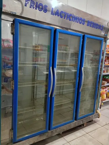 Freezer expositor de 3 portas