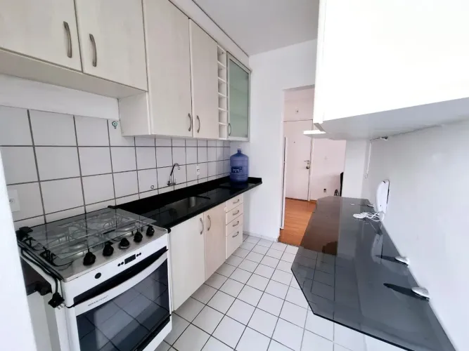 Apartamento para Locação em Mogi das Cruzes, Vila Mogilar, 2 dormitórios, 1 banheiro, 1 va