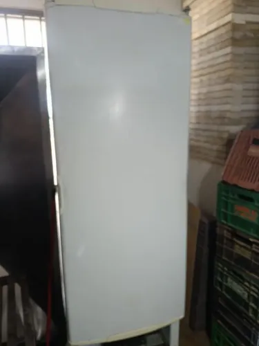Freezer vertical 
