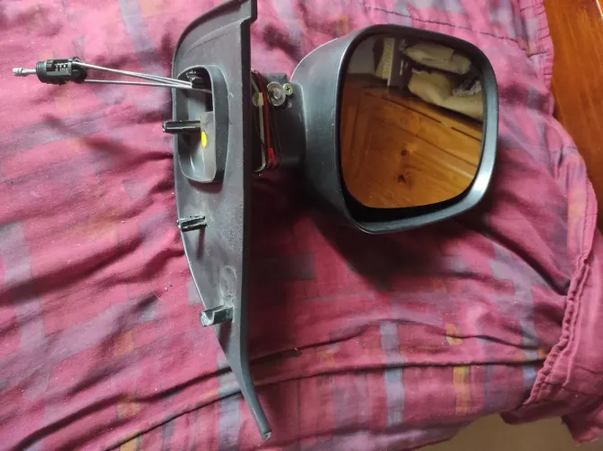 Vendo Retrovisor Fiorino Evo com Regulagem