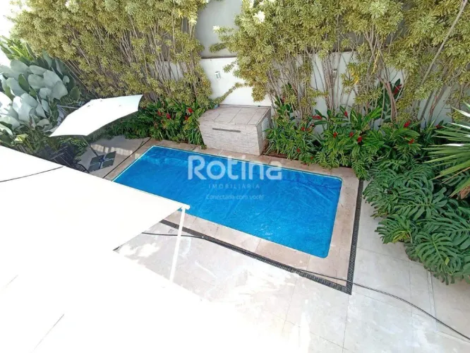 Casa em Condomínio Fechado com 4 Quartos (3 Suítes) + Piscina Nova Uberlândia
