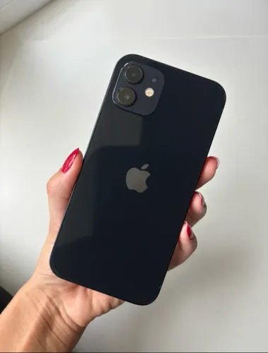 iPhone 12