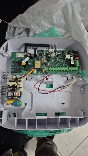 Central alarme 8 zonas intelbras