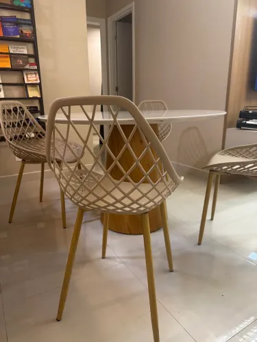 Mesa sem avarias