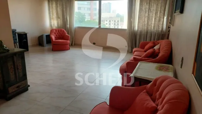 Amplo apartamento no Morumbi, 4 dormitórios, 3 vagas.